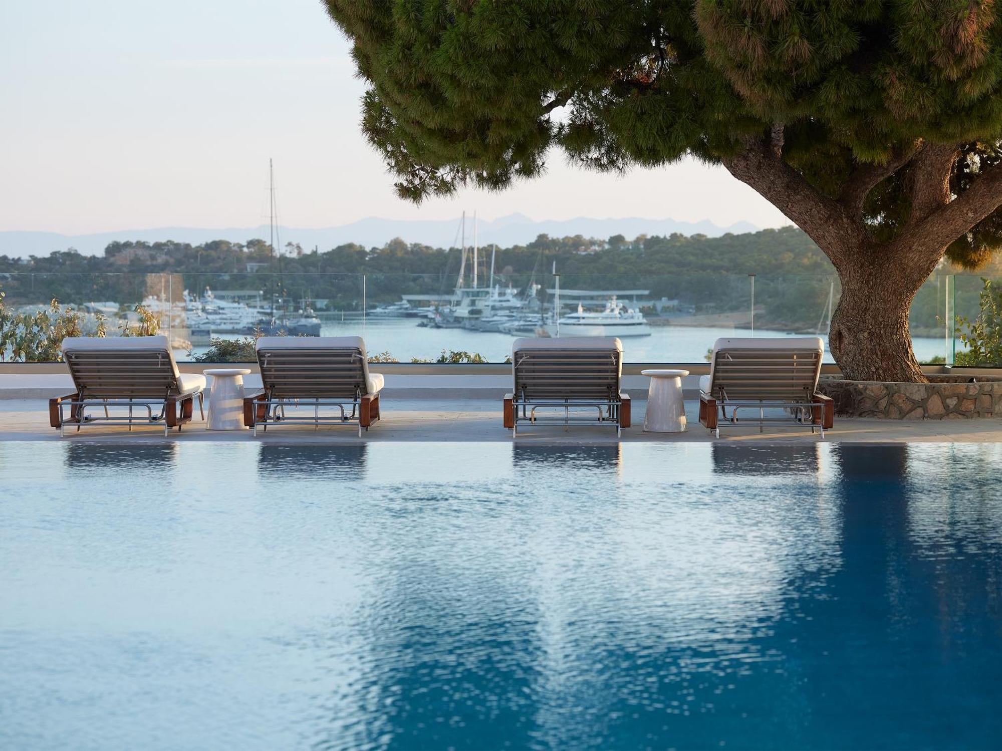 The Roc Club Hotel Vouliagmeni Exterior photo